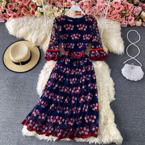 Summer New Fashion Elegant Graceful Round-Neck Flared Sleeves Hollow-out Embroidered Lace Tight Waist Midi dress Dress