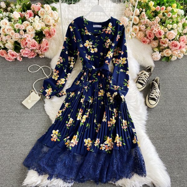 Retro floral v-neck closed show thin waist lace stitching posed long skirt pleated dress color fashion temperament - Image 2