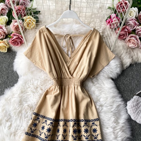 Bohemia beach dress embroidery temperament v-neck backless dress posed long skirt waist tassel national wind - Image 5