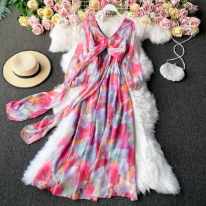 Chiffon dress women long sleeve the spring and autumn period and the new French v-neck posed a word show thin waist long skirt
