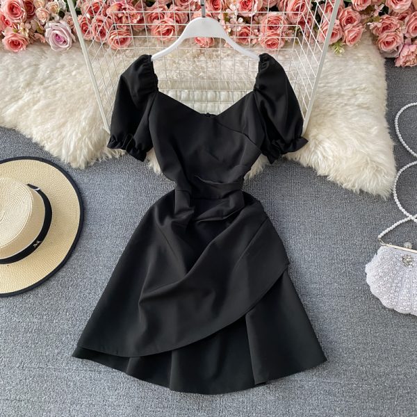 Summer New Retro French Waist-Tight Slimming Puff Sleeve Backless Small V-neck A- line Skirt Dress - Image 3
