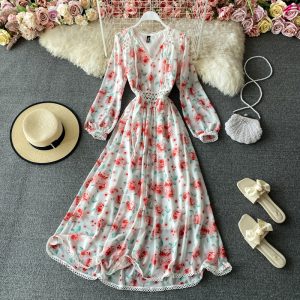 Spring and Autumn New Korean Temperament Goddess Fan Retro V-neck Waist Waist Thin and Large Swing Dress