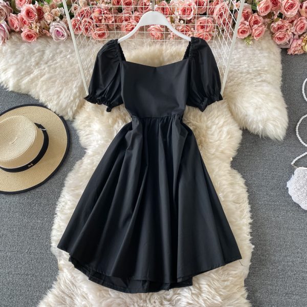 Summer New French Style Retro Elegant Young Girl Square-Neck Cinched Dress Short Sleeve Hepburn Style Little Black Dress - Image 4