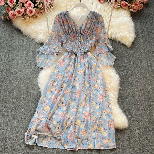 Summer New Elegant V-neck Fitted Waist Sweet Floral Chiffon Dress Flared Sleeve Western Style High Waist A- line Dress