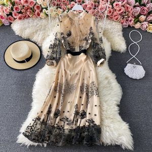 Spring French Style Vintage Court Style Embroidered Ruffled Waist Slimming Temperament Goddess Style Lace Dress