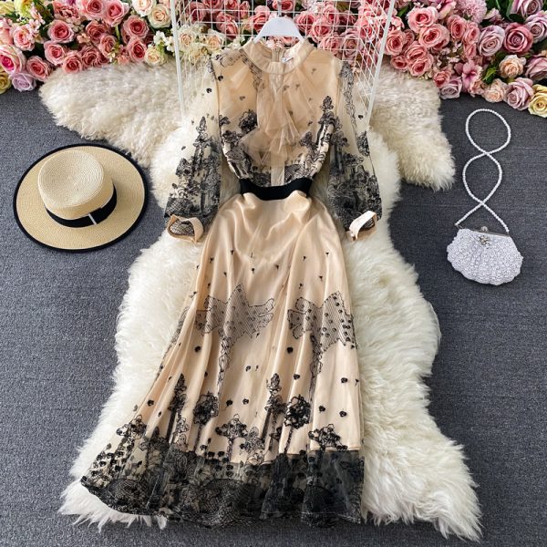 Spring French Style Vintage Court Style Embroidered Ruffled Waist Slimming Temperament Goddess Style Lace Dress