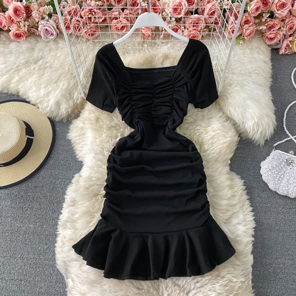 Nightclub low-cut, tight-fitting, light-cooked style, hip mermaid skirt, scheming clavicle ruffled waist dress, short sleeves - Image 3