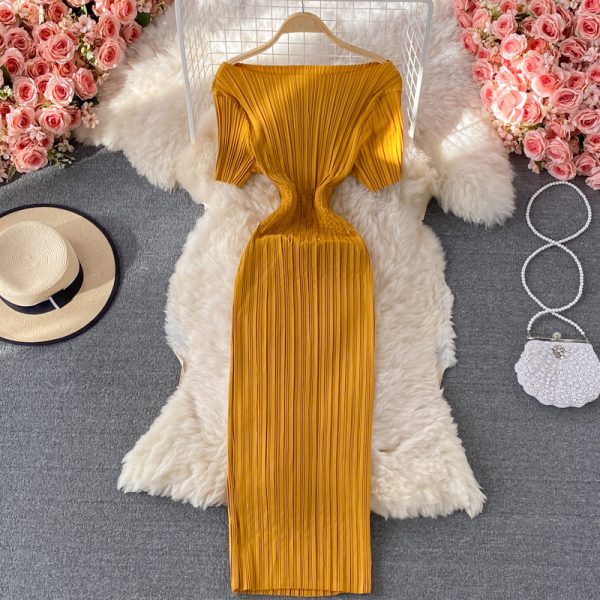 Summerfrench Retro off-Shoulder Shoulder-Baring Pleated Dress Elegant Graceful Waist-Tight Slimming Long Dress