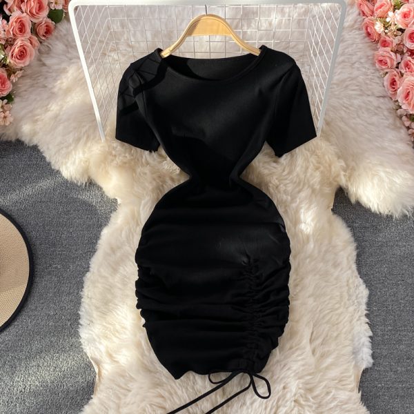 Small pleated short skirt with hips, feminine temperament, light mature style, puff sleeves, slim slimming round neck dress - Image 3