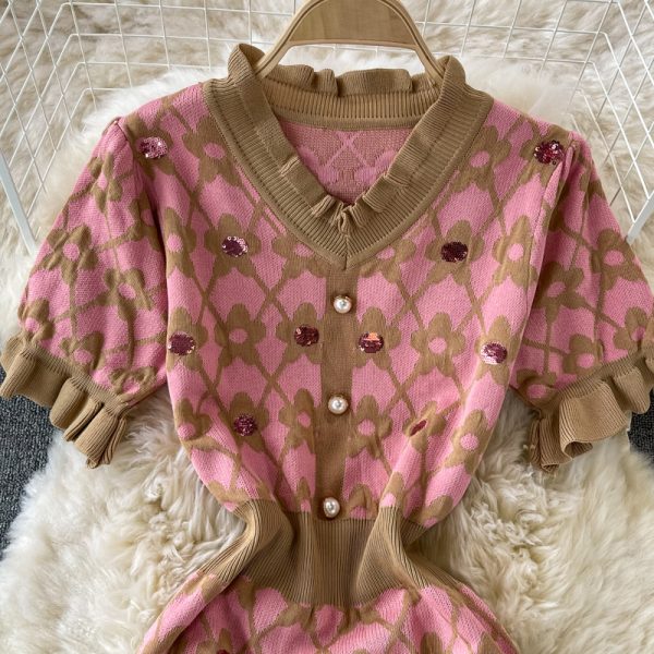 Gentle V-neck Knitted Dress for Women Summer New Style Tight Waist Western Style Slimming Ruffled A- line Skirt - Image 3