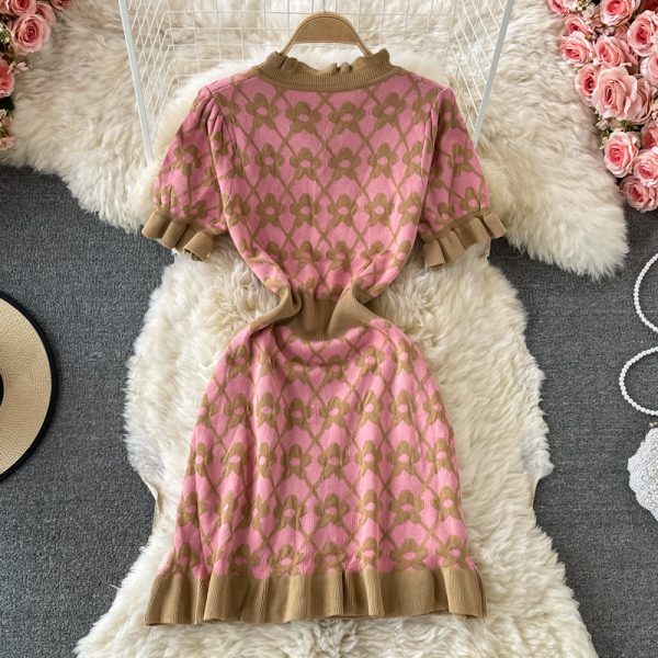 Gentle V-neck Knitted Dress for Women Summer New Style Tight Waist Western Style Slimming Ruffled A- line Skirt - Image 5
