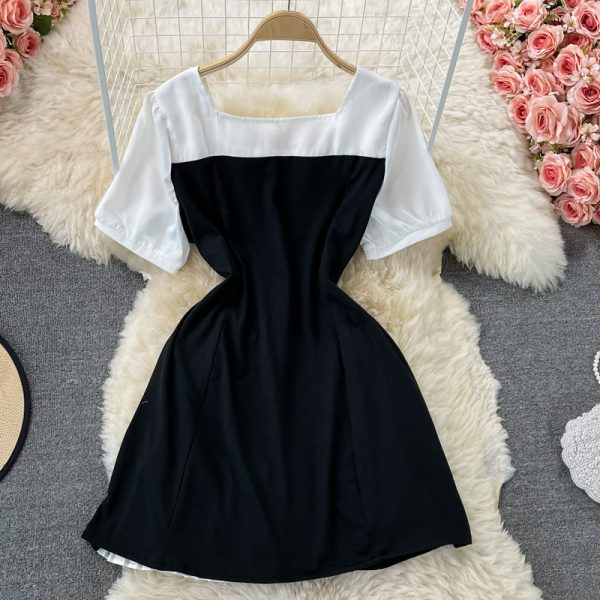 Summer New Elegant French Style Square Collar Puff Sleeve Patchwork Retro Contrast Color Irregular Pleated Dress for Women - Image 5