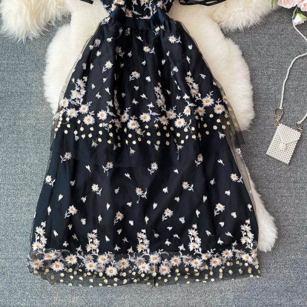 Summer New round Neck See-through Mesh Cinched Embroidery Flower Dress Short Sleeve Elegant Graceful Long Expansion Skirt - Image 4