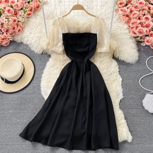 Summer New French Retro Color Matching Square Collar Dress Puff Sleeve Waist Slimming Graceful Long Expansion Skirt