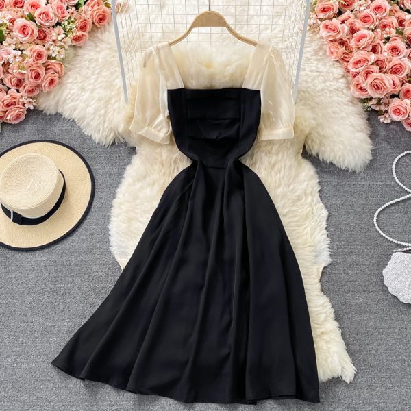 Summer New French Retro Color Matching Square Collar Dress Puff Sleeve Waist Slimming Graceful Long Expansion Skirt