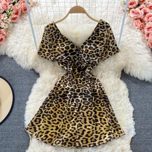 Fashionable Hot Girl Leopard Print Waist Slimming Elegant V-neck Dress Short Sleeve Summer French Style Small A- line Skirt