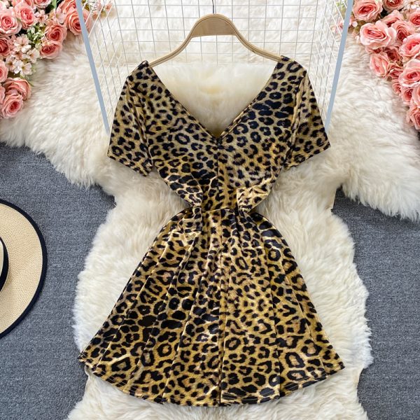 Fashionable Hot Girl Leopard Print Waist Slimming Elegant V-neck Dress Short Sleeve Summer French Style Small A- line Skirt - Image 5