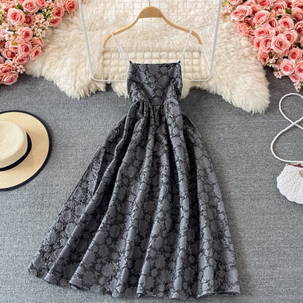 Palace Style Jacquard Strap Dress Summer New French Style Retro Elegant Loose Slimming Puffy A- line Skirt - Image 5