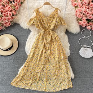French Gentle V-neck Waist-Controlled Slimming Elegant Ruffle Dress with Short Sleeves Elegant Long Dress