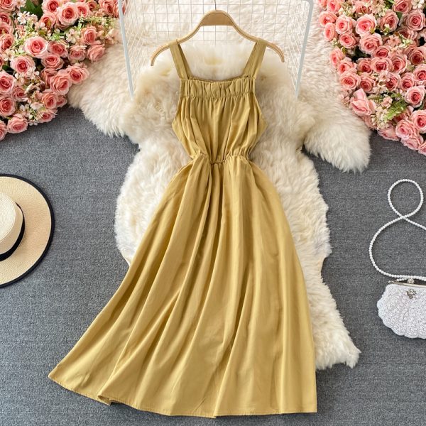 Summer New French Retro Girl’s First Love A- line Dress Waist Slimming Gentle Sweet Spaghetti-Strap Dress