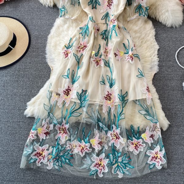 summer new European and American high-end temperament mesh embroidered high waist slim round neck dress - Image 5