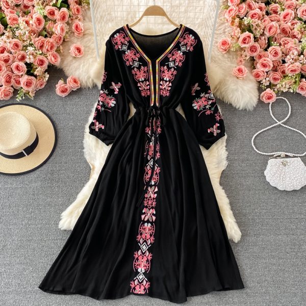 Ethnic Style V-neck Embroidery Dress Long Sleeve Travel Seaside Vacation Beach Skirt Waist-Tight Slimming Large Hem Long Skirt - Image 5