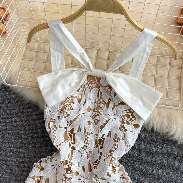 Halter Cut-out Lace Suspender Skirt Female Summer New Waist Slimming Socialite Style Bow Hip-Wrapped Dress Dress - Image 3