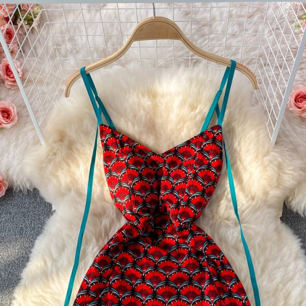 French Style Retro Slit Suspender Dress for Women Summer Floral Skirt Sexy Backless Slim-Fit Figure Flattering Sheath Dress - Image 3