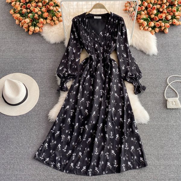 Autumn New Lightly Mature Adult Lady like Woman Puff Sleeve V-neck Floral Dress Elegant Graceful Swing Long Dress
