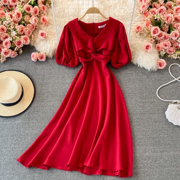 Hepburn Gentle First Love V-neck Dress Female Summer French Waist Slimming Retro Puff Sleeve Temperament Midi Skirt - Image 3