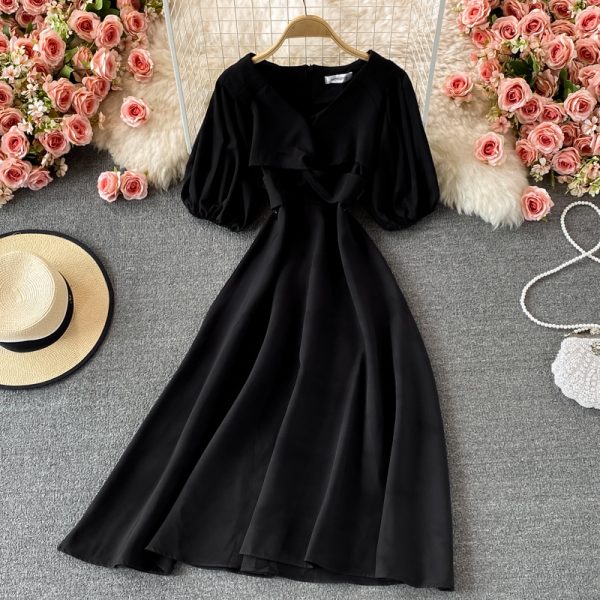 Hepburn Gentle First Love V-neck Dress Female Summer French Waist Slimming Retro Puff Sleeve Temperament Midi Skirt - Image 5