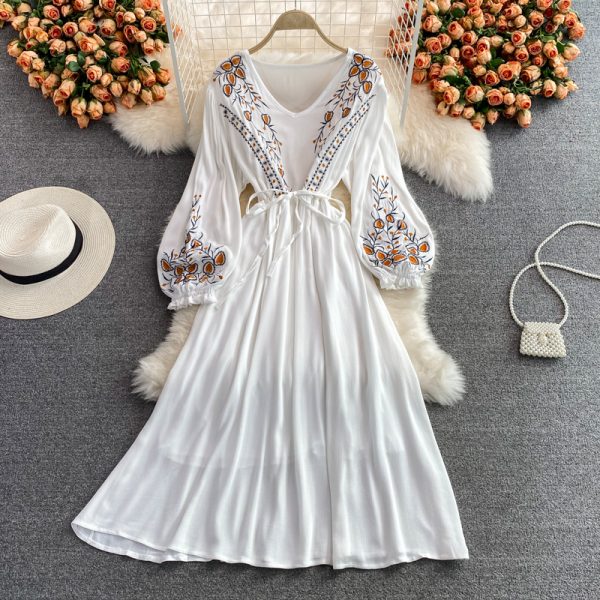 Ethnic Embroidery Temperament V-neck Lace-up Waist-Controlled Slimming Trip Shoot Holiday Dress Puff Sleeve Swing Long Dress - Image 4