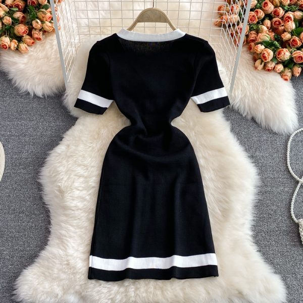 Knitted Dress for Womensummer New Mid-Length Slim-Fit Slimming V-Neckline Contrast Color Waist-Tight Short Hip Skirt - Image 5
