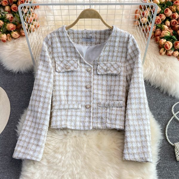 V-neck Woven Tweed Short Coat Autumn and Winter New Retro Easy Matching Fashionable Jacket Top - Image 3