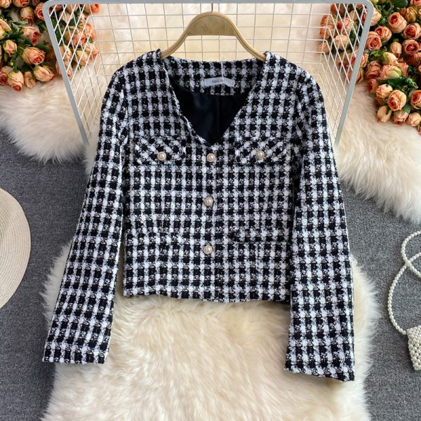 V-neck Woven Tweed Short Coat Autumn and Winter New Retro Easy Matching Fashionable Jacket Top - Image 4