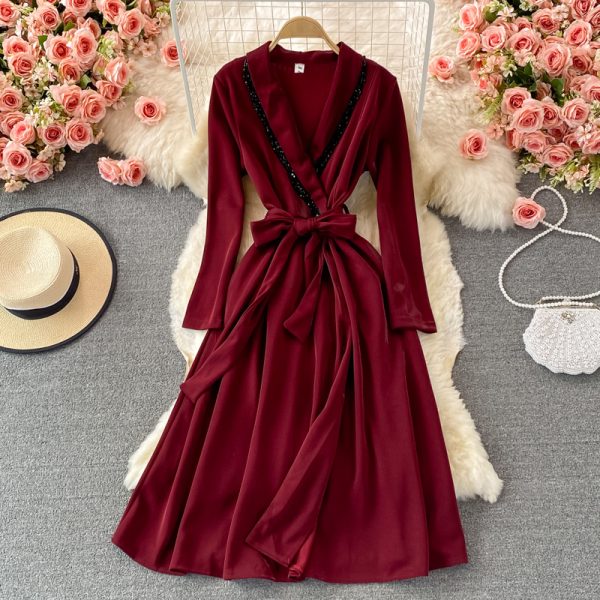 Fashion windbreaker women's mid-length over-the-knee V-neck dress for autumn