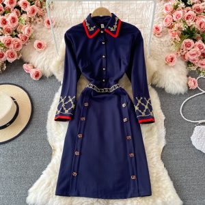French Hepburn style elegant waist long-sleeved lapel dress autumn retro exquisite embroidery collar A-line skirt
