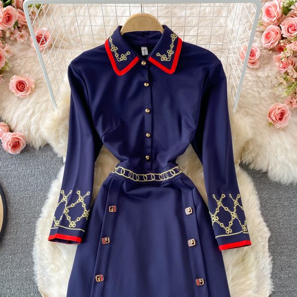 French Hepburn style elegant waist long-sleeved lapel dress autumn retro exquisite embroidery collar A-line skirt - Image 3