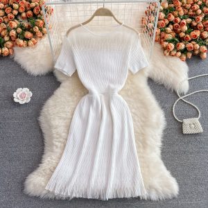 Summer Gentle Fresh Sweet First Love Slim White Dress Small round Neck Stretch Knitted Dress Short Sleeve Women