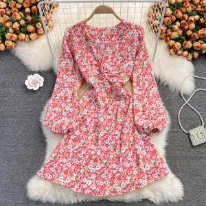 Autumn French high-waisted fairy dress with open waist V-neck chiffon dress, retro temperament, waist was thin, floral skirt