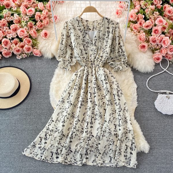 Summer New Korean Chic Retro V-neck Waist-Controlled Slimming Mid-Length Puff Sleeve Floral Large Swing Dress - Image 2