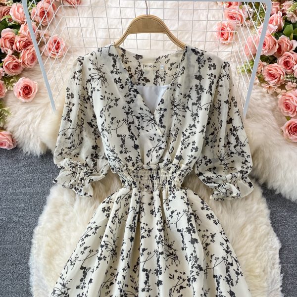 Summer New Korean Chic Retro V-neck Waist-Controlled Slimming Mid-Length Puff Sleeve Floral Large Swing Dress - Image 3