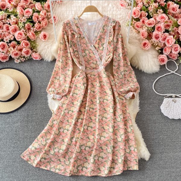 Lace V-neck Chiffon Floral Dress Autumn New French Puff Sleeve Large Swing Dress Tea Dress